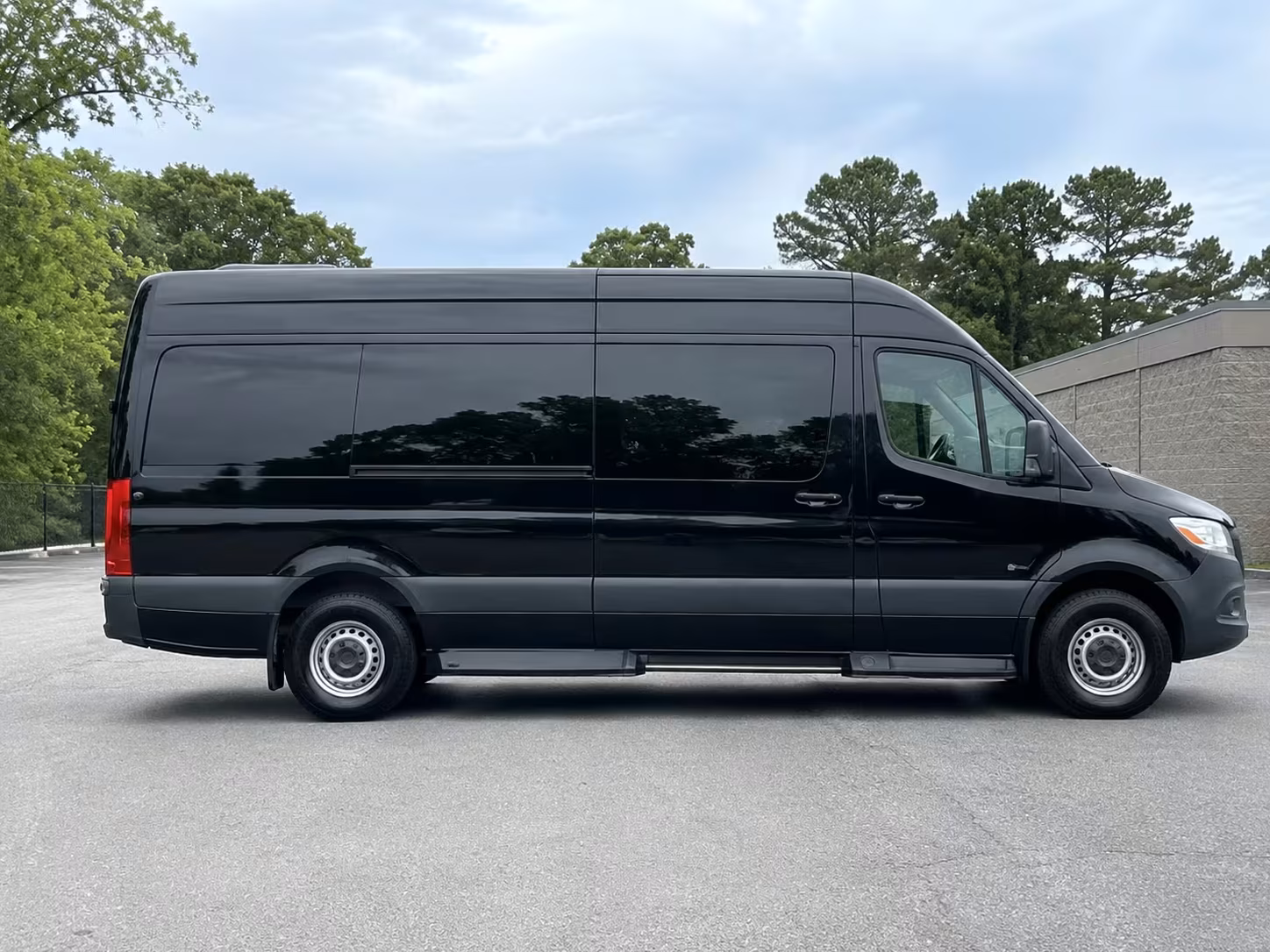 milpitas airport transfer shuttle bus services